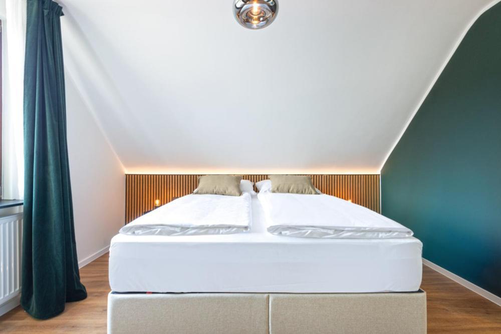 Hotel Zweite Heimat Nuerburg 克尔贝格 外观 照片
